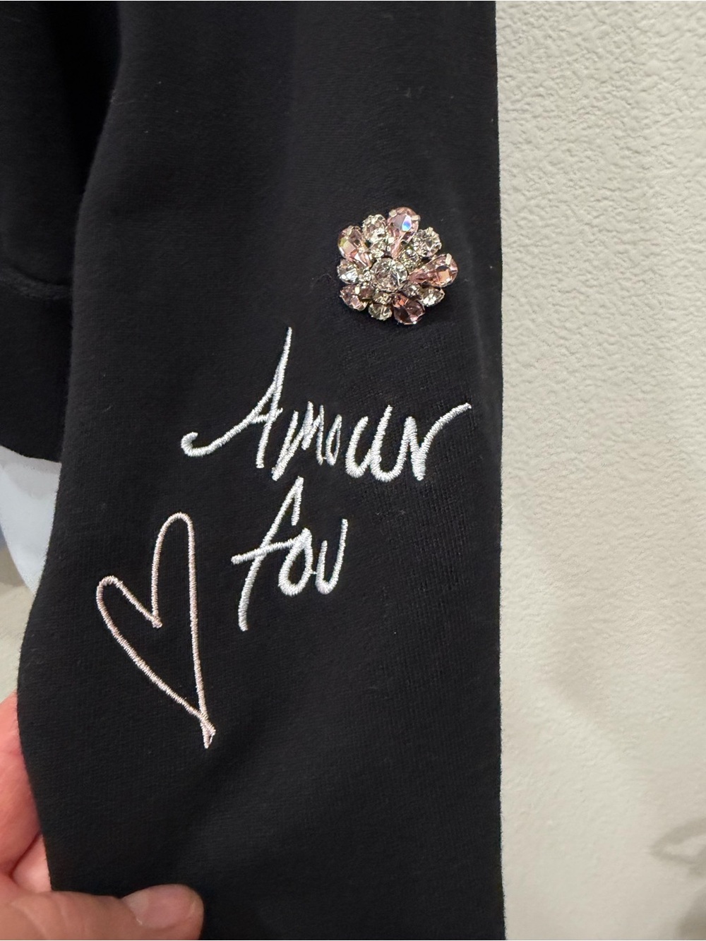 CINQ A’ SEPTBlack Embellished Crewneck Sweater with Floral Appliqués SIZE L $120 - Picture 4 of 11